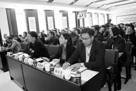 精诚合作、共赢未来——记齐鲁动物保健品有限公司成功举办60年庆典暨第二届战略联盟商高峰论坛